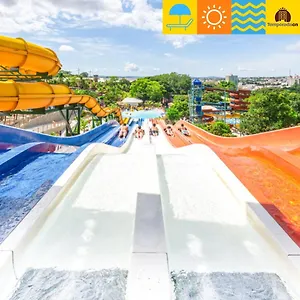 Apart-hotel Piazza Com Acesso Ao Acqua Park Caldas Novas